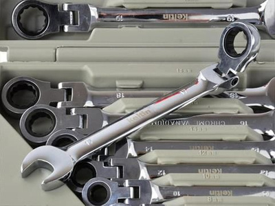 Klucze p-o z łamane grzechotką 8-19mm 12el.