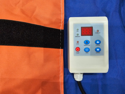 Płaszcz grzewczy do beczek 20L 25L 30L dł107x43cm z cyfrowym wyświetlaczem