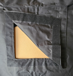 Ocieplana osłona termoizolacyjna na kontener IBC 1000 l z pokrywą górną