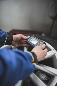 TPMS Connect Evo - Urządzenie Do Obsługi Czujników Ciśnienia w Ogumieniu (Działa z Licencją 007935910260 lub 007935910270)