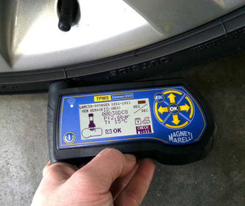 TPMS Connect Evo - Urządzenie Do Obsługi Czujników Ciśnienia w Ogumieniu (Działa z Licencją 007935910260 lub 007935910270)